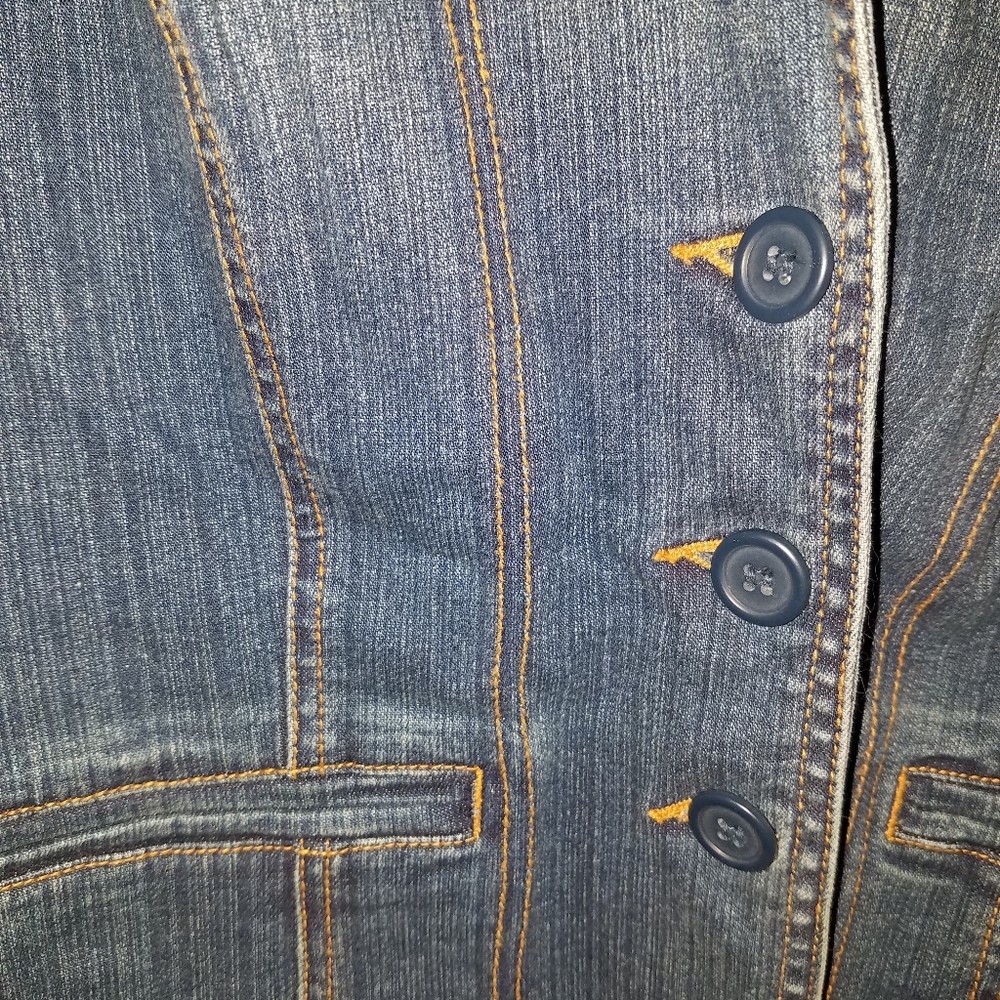 Jean Jacket - Picture 3 of 4